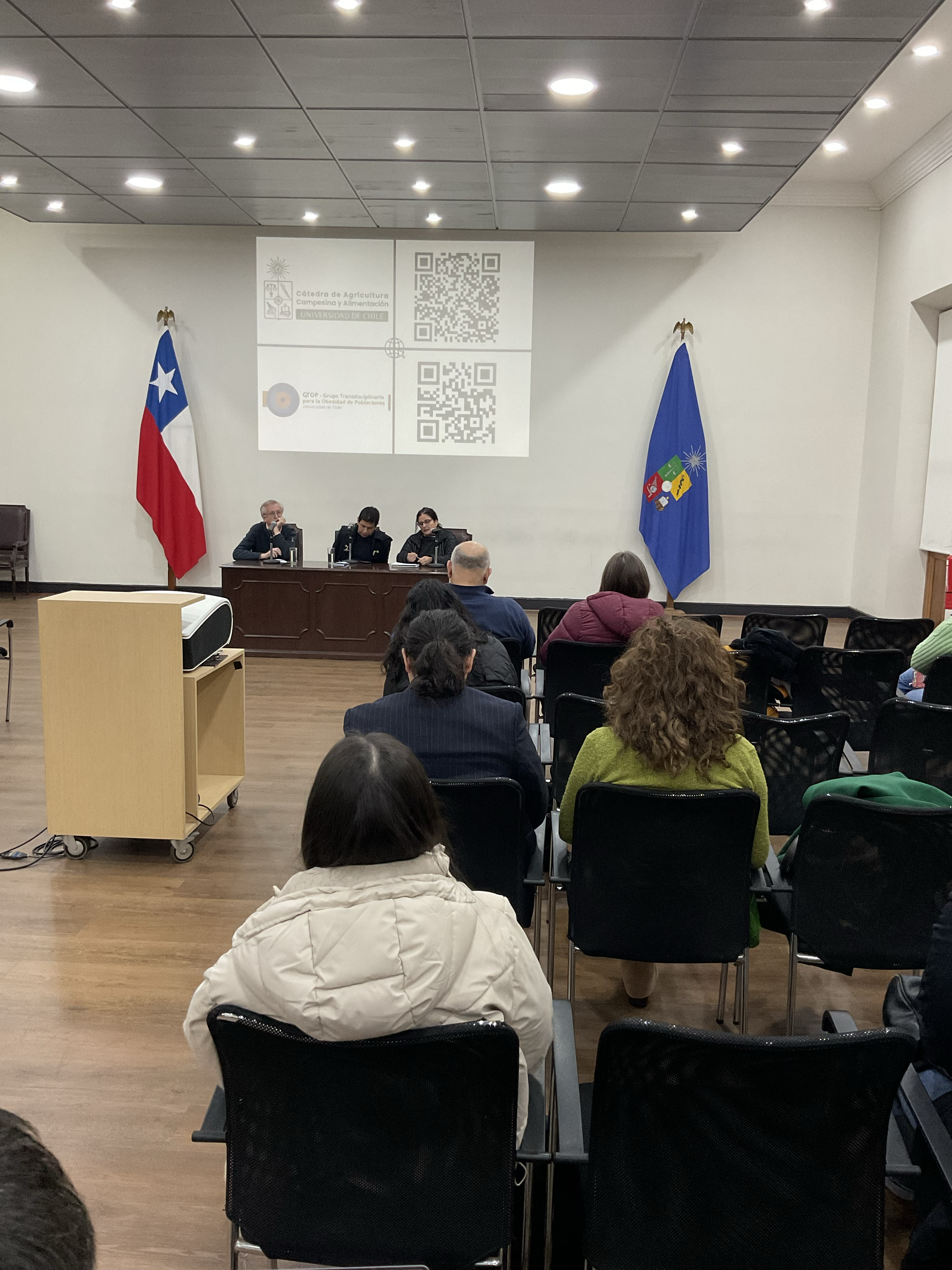 Encuentro de comunidades transdisciplinarias busca potenciar grupos y redes para abordaje integral de problemas complejos